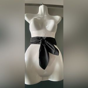 BCBG MaxAzria Waist Belt